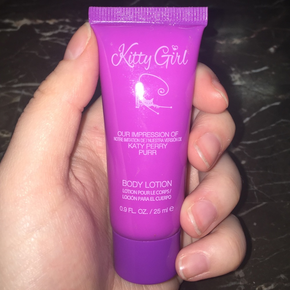 FREE GIFT WITH PURCHASE! Kitty Girl Lotion 😻